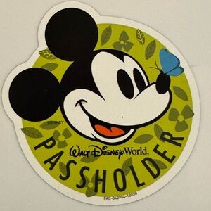 Disney World Mickey spring Annual Passholder magnet new